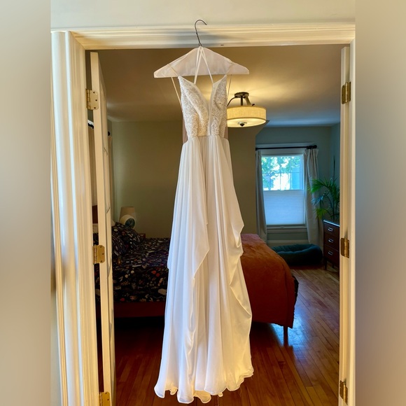 Truvelle Custom Made Wedding Dress - Picture 4 of 4